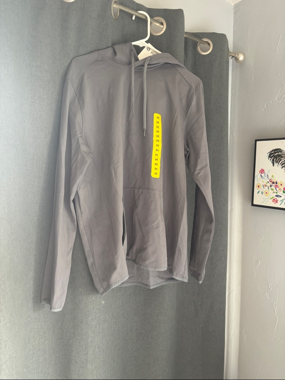 Men's Gray Hooded Long-Sleeve Pullover Sweatshirt